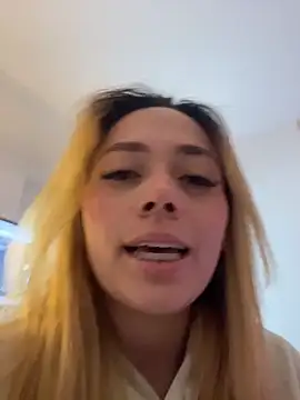 LanaMills  online show from February 2026 05:15:01 AM