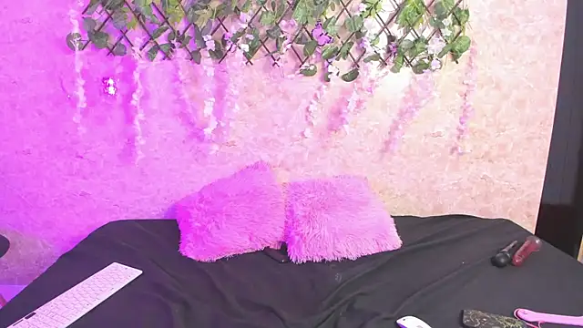 Snapshot of ImEmily444 chatting on October 2025 09:58:02 PM ImEmily444 online show from October 2025 09:58:02 PM