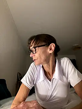 Snapshot of Chris06d22@xh chatting on October 2025 07:12:02 PM Chris06d22xh online show from October 2025 07:12:02 PM