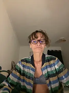 Snapshot of Chris06d22@xh chatting on October 2025 07:12:02 PM Chris06d22xh online show from October 2025 07:12:02 PM