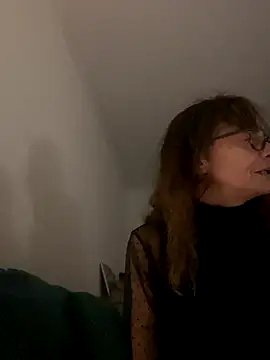 Snapshot of Chris06d22@xh chatting on October 2025 07:23:01 PM Chris06d22xh online show from October 2025 07:23:01 PM