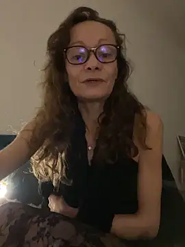 Snapshot of Chris06d22@xh chatting on November 2025 07:58:02 PM Chris06d22xh online show from November 2025 07:58:02 PM