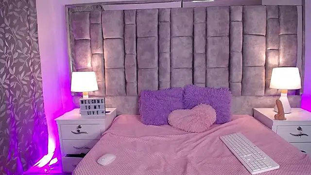 nath evanss online show from September 2025 03:27:02 AM