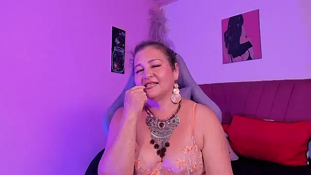 PalomaLombardi online show from February 2026 02:53:01 AM