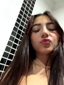 LisaGoddes online show from October 2025 10:53:02 PM