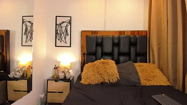 GiorgineTaylor online show from October 2025 10:57:02 AM