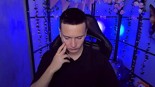 ZackNeal online show from September 2025 05:18:02 AM