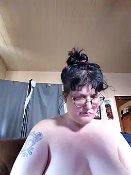 Snapshot of ladyfrombonn chatting on August 2026 06:16:02 AM ladyfrombonn online show from August 2026 06:16:02 AM