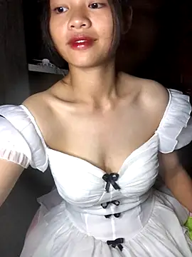 Snapshot of Hana-44 chatting on September 2025 08:08:01 PM Hana-44 online show from September 2025 08:08:01 PM