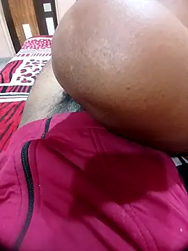 Priyankacam online show from November 2025 04:46:02 AM