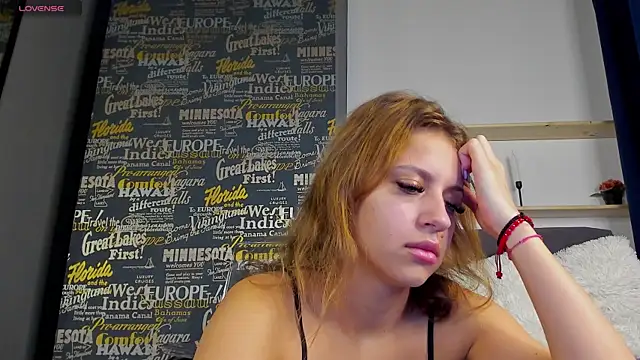 MaddieRay online show from September 2025 04:23:01 AM