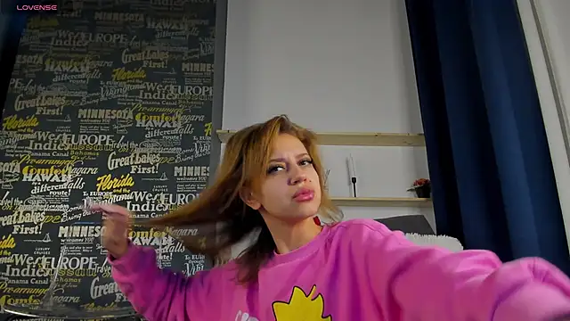 MaddieRay online show from September 2025 05:31:01 AM