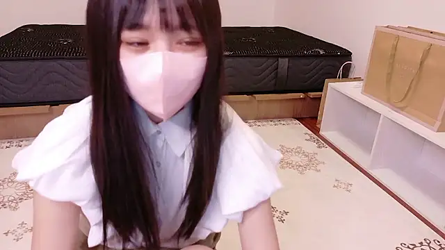 MoMo-chi online show from September 2025 01:11:02 PM