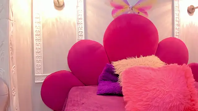 Saammy 17 online show from November 2025 08:33:02 PM