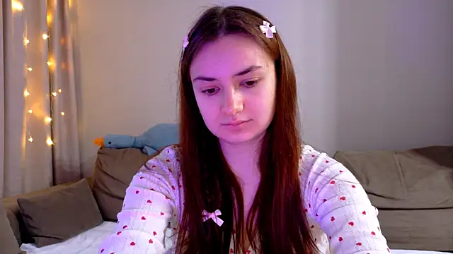 Lelia Vibe online show from November 2025 05:39:02 AM