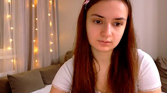 Lelia Vibe online show from November 2025 05:02:01 PM