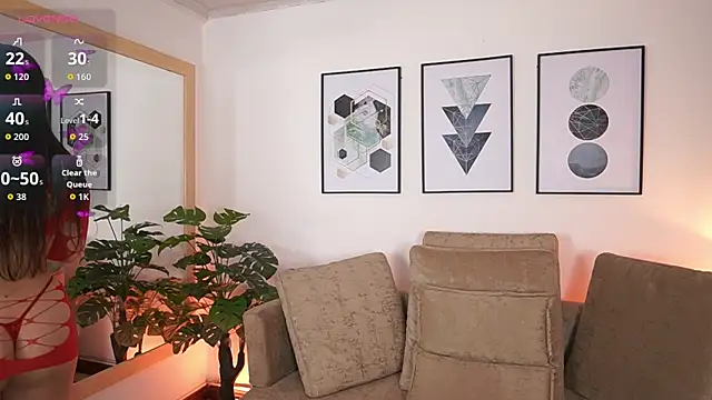 MilaCrave online show from September 2025 11:45:02 AM