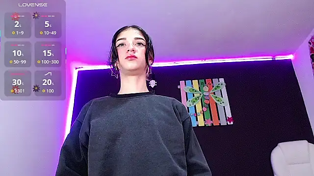 ingrid zese  online show from September 2025 01:05:02 PM