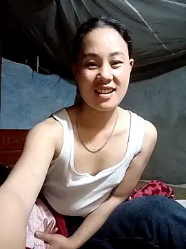 Snapshot of Ruaiuoi chatting on May 2026 12:54:01 PM Ruaiuoi online show from May 2026 12:54:01 PM