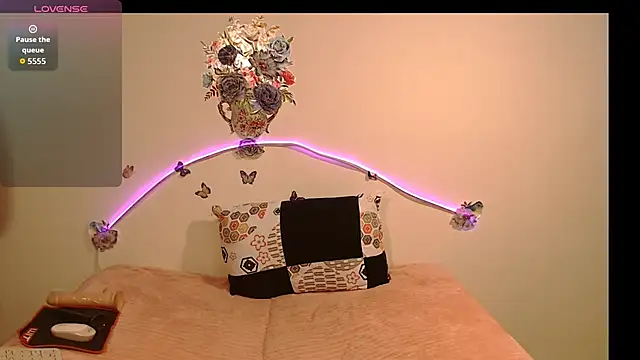 Snapshot of angelyxs chatting on September 2025 09:04:02 PM angelyxs online show from September 2025 09:04:02 PM