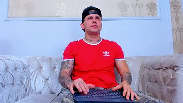 Scott Clark online show from November 2025 11:32:01 AM