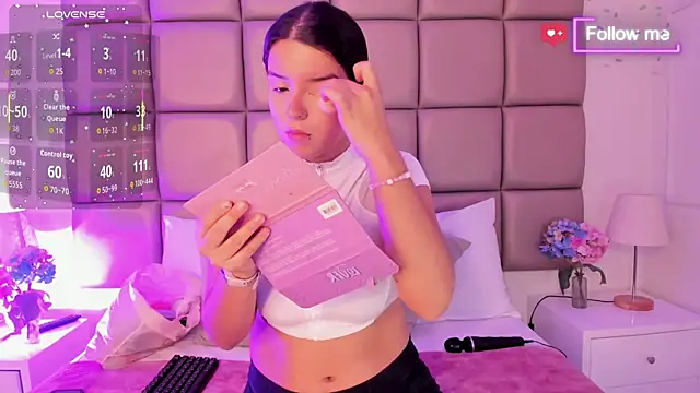 MiaMillers1 online show from January 2026 11:25:01 AM