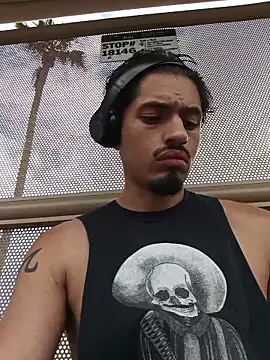 mrredcorn online show from October 2025 03:45:02 PM