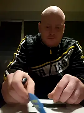 Snapshot of svenni2525 chatting on October 2025 06:08:02 PM svenni2525 online show from October 2025 06:08:02 PM