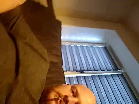 Snapshot of svenni2525 chatting on November 2025 08:00:02 AM svenni2525 online show from November 2025 08:00:02 AM