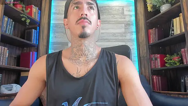 Donovan Desmond online show from October 2025 07:48:01 PM