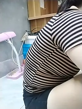 Mie rose online show from October 2025 12:31:01 AM