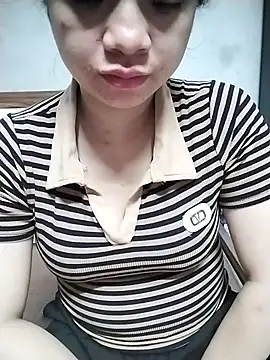 Mie rose online show from April 2026 01:53:01 PM