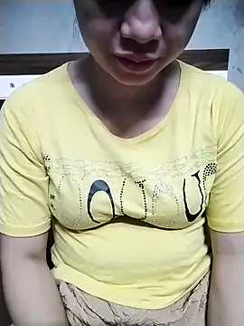 Snapshot of Mie_rose chatting on April 2026 01:24:01 PM Mie rose online show from April 2026 01:24:01 PM