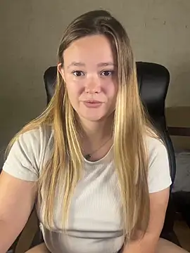 CaramelleSugar  online show from October 2025 04:28:01 PM