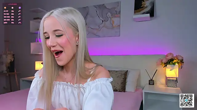 Anellyball online show from November 2025 10:14:02 AM