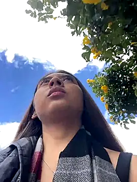 Sara-cooper2 online show from September 2025 07:13:02 PM