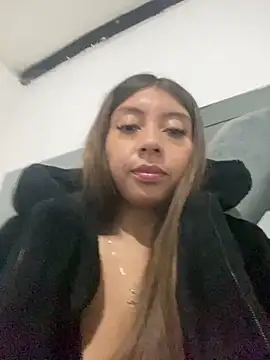 Sara-cooper2 online show from February 2026 02:43:01 AM