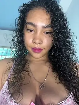 SophieD online show from March 2026 02:01:02 PM