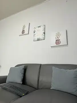 blackbullger  online show from October 2025 11:42:02 AM