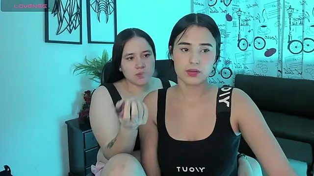 Snapshot of Love_squad_ chatting on September 2025 12:05:01 PM Love squad online show from September 2025 12:05:01 PM