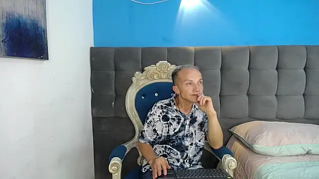 Snapshot of DaddyPoweer chatting on October 2025 03:27:02 AM DaddyPoweer online show from October 2025 03:27:02 AM