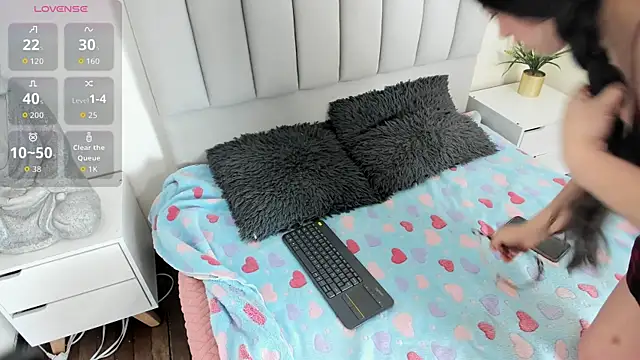 Snapshot of Katia_gh chatting on November 2025 11:54:01 AM Katia gh online show from November 2025 11:54:01 AM