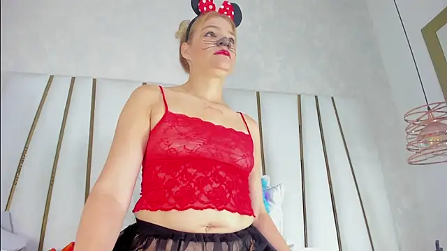 bonnie sm online show from October 2025 11:51:02 AM