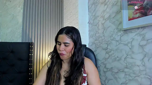 Snapshot of alicy__torres chatting on February 2026 12:17:01 PM alicy torres online show from February 2026 12:17:01 PM