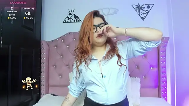 Lila Cox online show from October 2025 11:19:01 AM