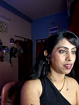 Love Beauty01 online show from April 2026 07:27:01 PM