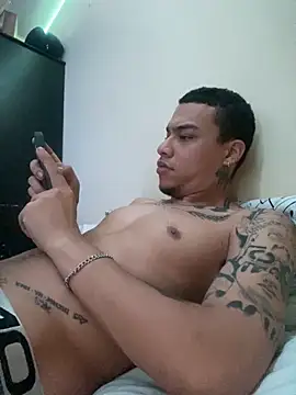 AlphaMasterXxx online show from September 2025 01:02:01 PM