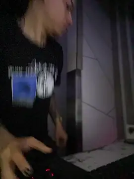 AlphaMasterXxx online show from November 2025 11:38:02 AM