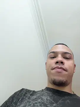 Snapshot of AlphaMasterXxx chatting on April 2026 05:51:01 PM AlphaMasterXxx online show from April 2026 05:51:01 PM