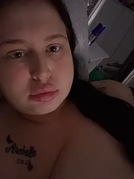 brunetteGirl274 online show from October 2025 11:37:02 PM